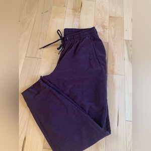 Old Navy Active Breathe Joggers. Sz Small